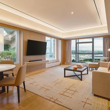 Hyatt Regency Shenzhen Airport Hotel Exterior photo